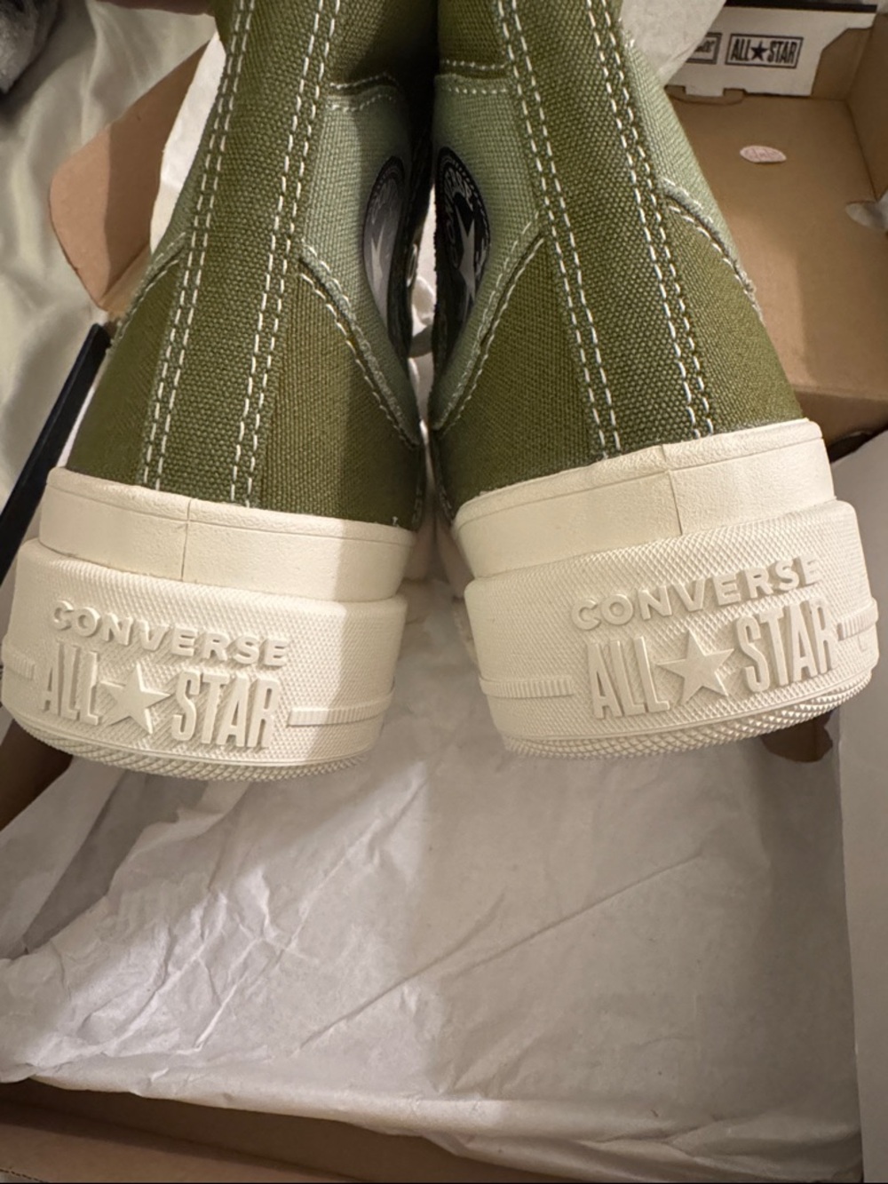 Converse unisex Olive Green and Cream High-Top Platform Sneakers - Picture 5 of 9